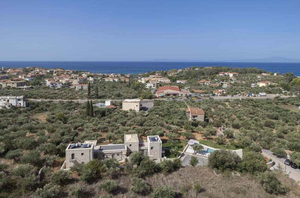 Mythies - Holiday Houses In Mani Levktron Bagian luar foto